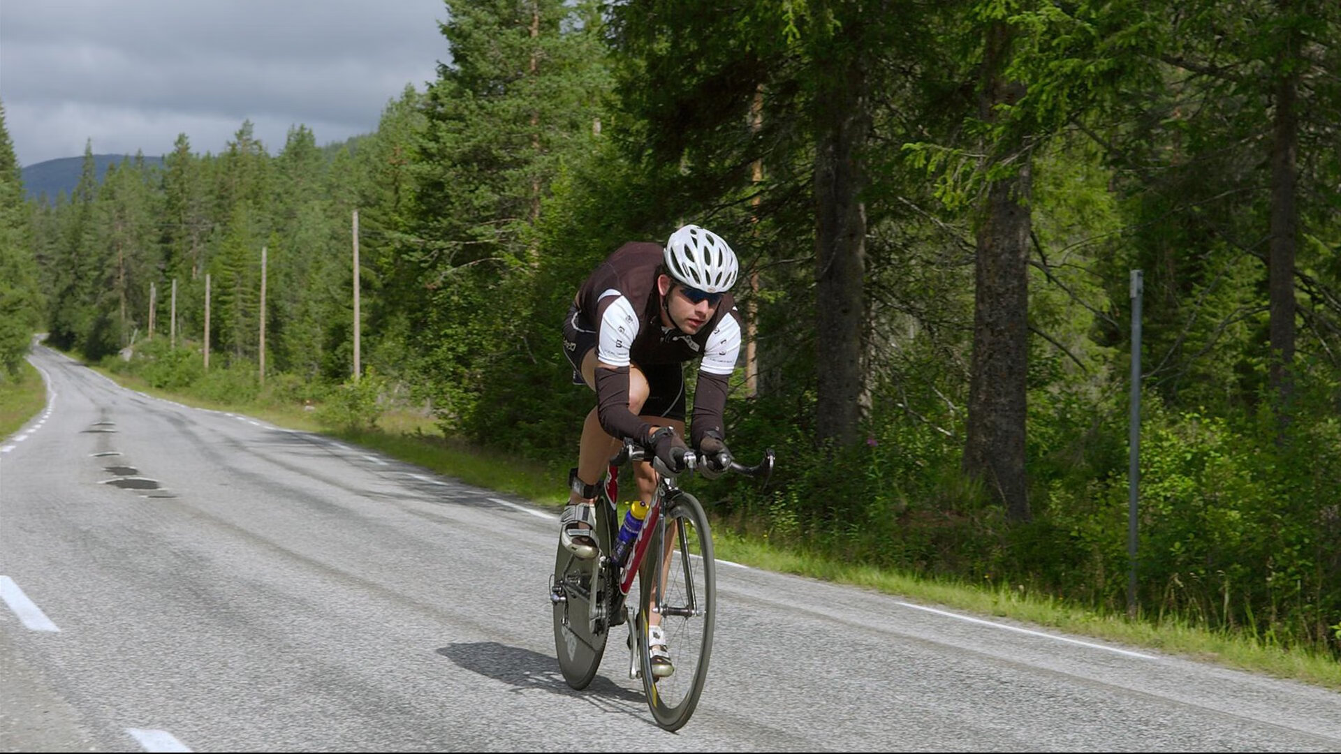 美加墨世界杯倒计时与NBA赛场风云，快船力克公牛背后的竞技启示